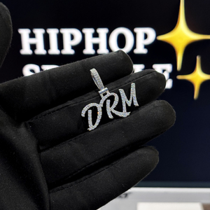 Pendentif Lettre Initiale Personnalisée Plaqué Argent, Collier Monogramme Sertie de Moissanite Style Hip Hop Unisexe - Product Image 5