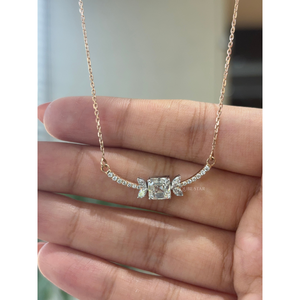 Collar de Mariposa con Diamante Cultivado en Laboratorio de Corte Asscher Superior de 1.60 Ct, Barra Curva con Pavé de Oro, Joyería Fina para Boda, para Mujer - Product Image 4