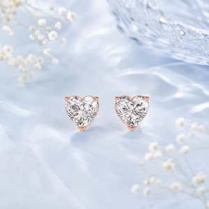 Élégantes boucles d'oreilles clous en or 14 carats, diamant de laboratoire en forme de cœur 6,30x7,15 mm, certifié IGI, couleur D, solitaire de luxe, bijoux de mariage - Product Image 3