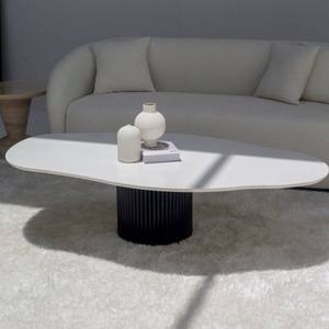 Table basse irrégulière en quartz blanc Vandana Zenova Astra avec options de couleur double base - Product Image 1