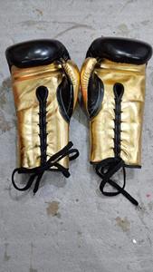 Professional High Quality Custom Made No Boxing No Life Boxing Set Genuine Leather Boxing <b>Gloves</b> Custom Logo LaceUp Closure Lace - Product Image 5