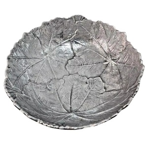 Bol de service en métal élégant, nouveau design personnalisé, nouvelle arrivée, motif feuille, bol décoratif pour fruits, pour la maison et l'hôtel. - Product Image 5