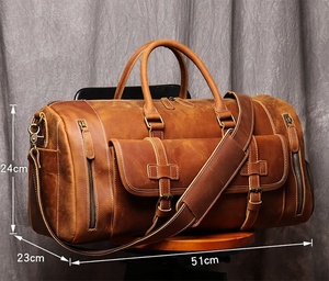 Sac de voyage week-end en cuir écologique avec bandoulière réglable et fermeture éclair pour costumes et robes - Product Image 1