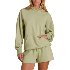 Nouvel ensemble d'été pour femme, haut respirant et tissu extensible assorti, avec logo personnalisé sur le devant, design de dernière génération, qualité supérieure - Product Image 1