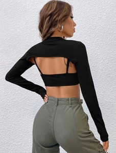 Débardeur pour femme en tissu extensible doux, idéal pour la gym, le yoga et le confort quotidien lors des mouvements. - Product Image 5