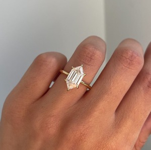 แหวนเพชรทรงมาร์ควิส 3 กะรัต แบบดัตช์ เพชรเลี้ยงในห้องปฏิบัติการ ทองคำขาว 14K ขอบเพชรซ่อน 6 กรงเล็บ แหวนแต่งงาน/หมั้น ทำมือ - Product Image 1