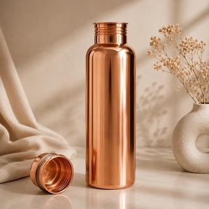 Botella de Agua de Cobre Premium, Portátil, a Prueba de Fugas, Diseño Minimalista para Viajes y Gimnasio - Product Image 3