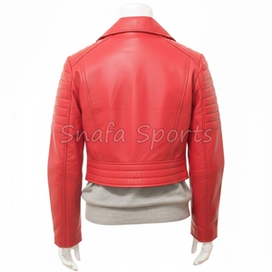 Veste en cuir tendance pour femmes, vêtement d'extérieur décontracté conçu pour le confort et un style moderne. - Product Image 2