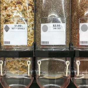 กระดาษภาพถ่ายความร้อนขนาดเล็กสีขาว 5 ม้วน ใช้ได้กับเครื่องพิมพ์ขนาดเล็กแบบไร้สาย - Product Image 6