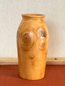 Jarrón de Madera Tallado a Mano, Jarrón de Pino de Madera Torneado a Mano, Firmado - Product Image 3