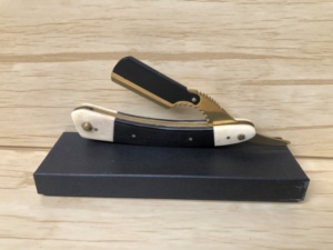 Rasoir à raser droit en acier fait main et personnalisé avec manche en corne de bélier pour barbier, salon de coiffure, épilation pour homme - Product Image 5