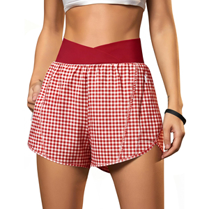 Shorts de sport pour femmes à taille haute, à carreaux rouges, séchage rapide, taille élastique, coupe ample, shorts de course et de gym avec poches - Product Image 2