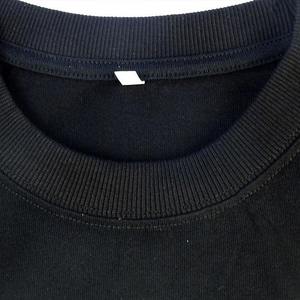 Camiseta premium con pedrería brillante y acabado brillante, comodidad de algodón suave, corte moderno, ideal para ropa urbana y fiestas. - Product Image 5