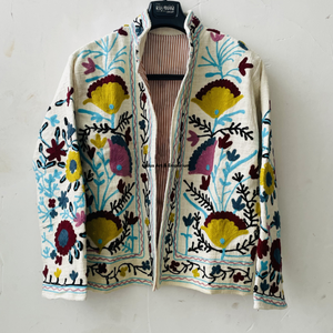 Chaqueta de algodón Suzani hecha a mano en India, chaqueta corta bordada a mano, abrigo unisex, chaqueta corta Suzani hecha a mano - Product Image 2
