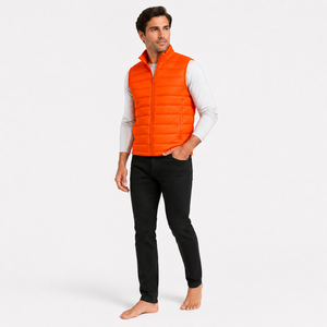Profitez d'une superposition pratique avec cette veste matelassée pour homme, conçue pour les températures fraîches et offrant un confort de mouvement quotidien. - Product Image 5