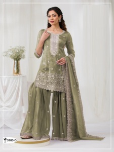 Salwar Kameez semi-couturié Gold Crush avec broderies riches - Style moderne pour fêtes, mariages et Diwali - Product Image 5