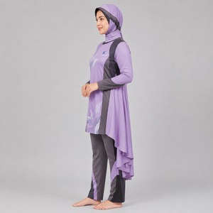Ensemble Burkini Modeste 4 Pièces au Design Moderne pour la Plage - Structure Flexible, Mouvement Libre, Protection UPF50+, Extensible dans les Quatre Sens, Coupe Ajustée - Product Image 2