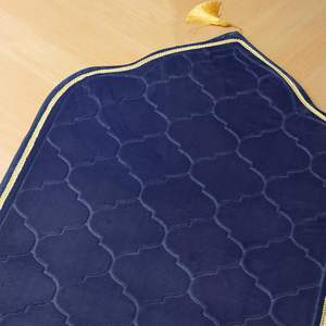 Alfombras de Oración Antideslizantes de Espuma de Terciopelo para Ramadán, Alfombras Islámicas para Musulmanes, Alfombras de Oración Gruesas, Suaves y Plegables de Color Azul - Product Image 3