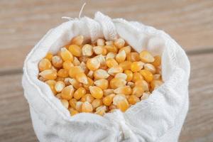 Vente en gros de maïs jaune de bonne qualité de qualité supérieure indien de texture douce séchée naturelle au prix de gros - Product Image 5