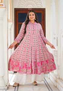 Chemise Anarkali en rayonne pour femmes grandes tailles, imprimé géométrique rose, col chemise, manches trois quarts, magnifique pour tous les jours - Product Image 1