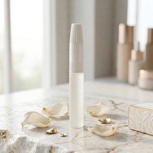 Colle liquide pour ongles, adhésif pour nail art 2g, formule UV personnalisée, marque privée OEM/ODM, colle pour ongles à presser - Product Image 4