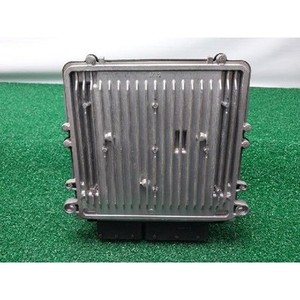 300 ECU y Módulos de Computación Usados 04896420AE - Product Image 2