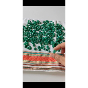 Pierres d'émeraude naturelles en gros, bonne brillance, meilleure qualité, artisanat en cristal, roches, minéraux, pierres précieuses, Feng Shui, pour bijoux de mode - Product Image 2