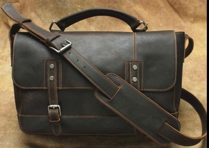 Professional Genuine Leather Laptop Bag – Stylish Business Shoulder Bag - Product Image 3