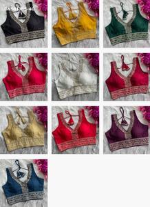 Proveedor de la colección de blusas prefabricadas de seda romana de la mejor calidad con trabajo de lentejuelas y espalda acolchada, procedente de la India, a precio mayorista. - Product Image 3