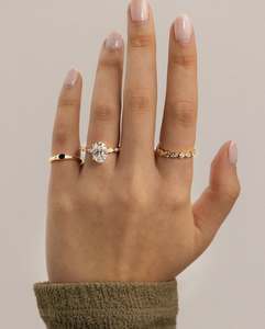 Anillo de Compromiso Personalizado para Mujer, Plata 925, Piedra Principal Ovalada, Moissanita Color D, VVS1, Anillo de Halo, Anillo de Promesa - Product Image 2