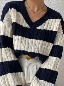 Suéter Casual para Mujer, Estilo Europeo Americano, Otoño Invierno, Cuello Redondo, Manga Larga, Color Sólido, Diseño en Contraste, Logotipo Frontal, OEM ODM - Product Image 5