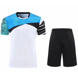 Uniforme de voleibol con logo personalizado disponible en múltiples tallas y colores, perfecto para escuelas, clubes y equipos profesionales. - Product Image 1