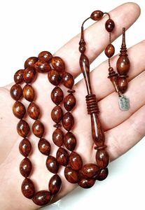 Tasbih islamique élégant en résine - Luxe fait main, respectueux de l'environnement - Product Image 2
