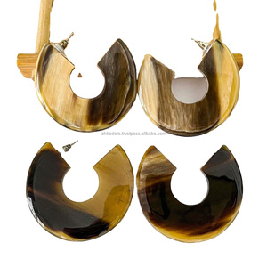 ต่างหูรูปเขาควายธรรมชาติสำหรับผู้หญิงทำมือปรับสีและขนาดได้ทันสมัย - Product Image 4