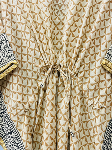 Vestido Kaftán Largo con Estampado Artesanal, Kaftán de Verano con Estampado Geométrico Bagru, Kaftán Corto de Algodón para la Playa, Vestido Midi de Algodón - Product Image 6