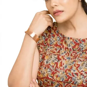 Premium Minimalist Polished Flat Cuff Copper Therapy Bracelet Fashionable Metal Jewelry Exquisite Design - Product Image 2