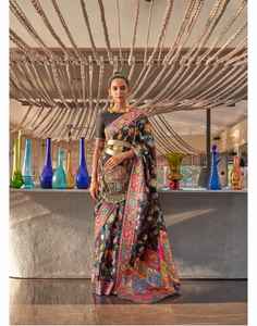 El último Sari tejido de seda de Cachemira de diseñador con bordado pesado para mujeres Fiesta Festival Especial por Fab Zone - Product Image 2