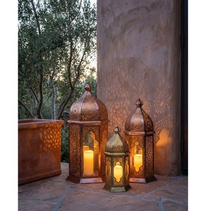 โคมไฟแขวนโลหะสีดำคุณภาพพรีเมียม ตกแต่งบ้านและสวนในช่วงคริสต์มาส ดีไซน์ทันสมัย ทนทาน เป็นมิตรกับสิ่งแวดล้อม เหมาะสำหรับงานในร่ม - Product Image 2