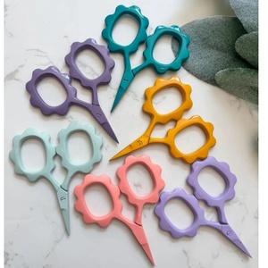 กรรไกรตัดดอกไลแลคขนาดเล็ก - Product Image 2