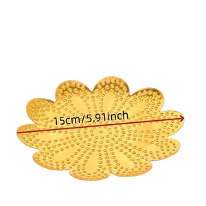 Proveedor de platos de metal pulido brillante Bandeja de servicio de metal con acabado dorado Fabricado en India - Product Image 1