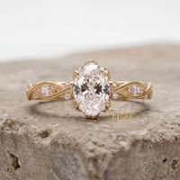 Bague contemporaine ovale en zircon de laboratoire, sertie griffes, en argent 925, design décoratif style galerie, pour fiançailles, mariage, anniversaire, fête