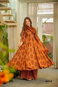 <b>WOMANS</b> FLORAL PRINTED HEAVY MUSLIN ANARKALI <b>KURTA</b> WITH DUPATTA - Product Image 5