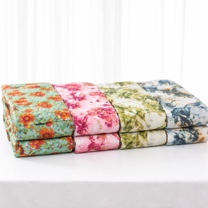 Le Souvenirs Multicolore – Tissu Popeline Peignée 100% Coton Imprimé, Biologique, Écologique, Respirant, Léger et Absorbant l'Humidité - Product Image 1