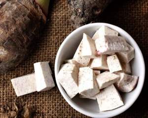 ชิ้นเผือกแช่แข็งจากเวียดนามคุณภาพดีสำหรับผู้ซื้อส่งออกและขายส่ง - Product Image 1