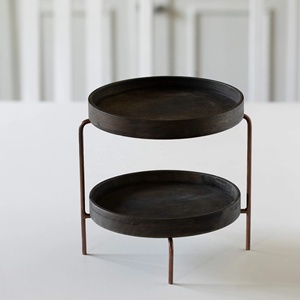 Support de présentation à deux niveaux en bois noir luxueux avec un cadre métallique robuste, parfait pour servir des cupcakes, des fruits et pour une décoration intérieure élégante - Product Image 1