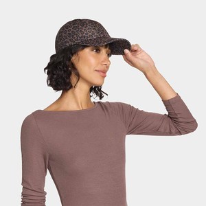 Casual Daily Wear Stylish Outdoor Cap Bulk Order Available Trendy Fashion Cap Custom Logo Baseball Cap - Product Image 2