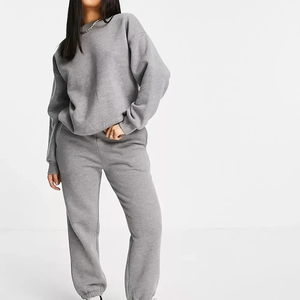 Conjunto Deportivo de 2 Piezas para Mujer, Color Gris, Cuello Redondo, Manga Larga, Sudadera Holgada de Color Sólido y Pantalones con Bolsillos Laterales - Product Image 1