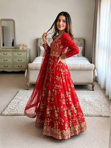 ชุดเดรส Anarkali ผ้าโพลีเอสเตอร์ปักลายสีแดง พร้อมผ้าคลุมไหล่แบบตาข่าย ยาวคลุมเท้า เหมาะสำหรับงานปาร์ตี้ ฤดูใบไม้ร่วงและฤดูหนาว สำหรับผู้หญิง - Product Image 2