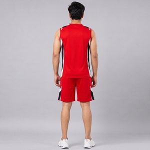Ensemble deux pièces athlétique pour homme, matière douce et respirante, conçu pour la gym, la course à pied, les sports et les tenues décontractées, sans manches et avec short. - Product Image 2