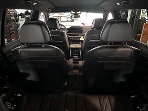 BMW X7 M60i AWD Usado 2025 - Product Image 5